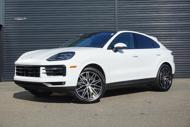 2025 Porsche Cayenne Hybrid