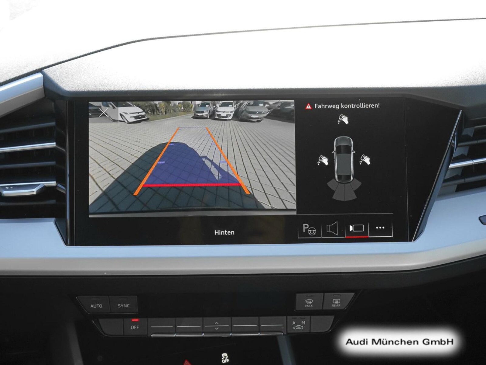 Audi Q4 Sportback e-tron – Bild 14