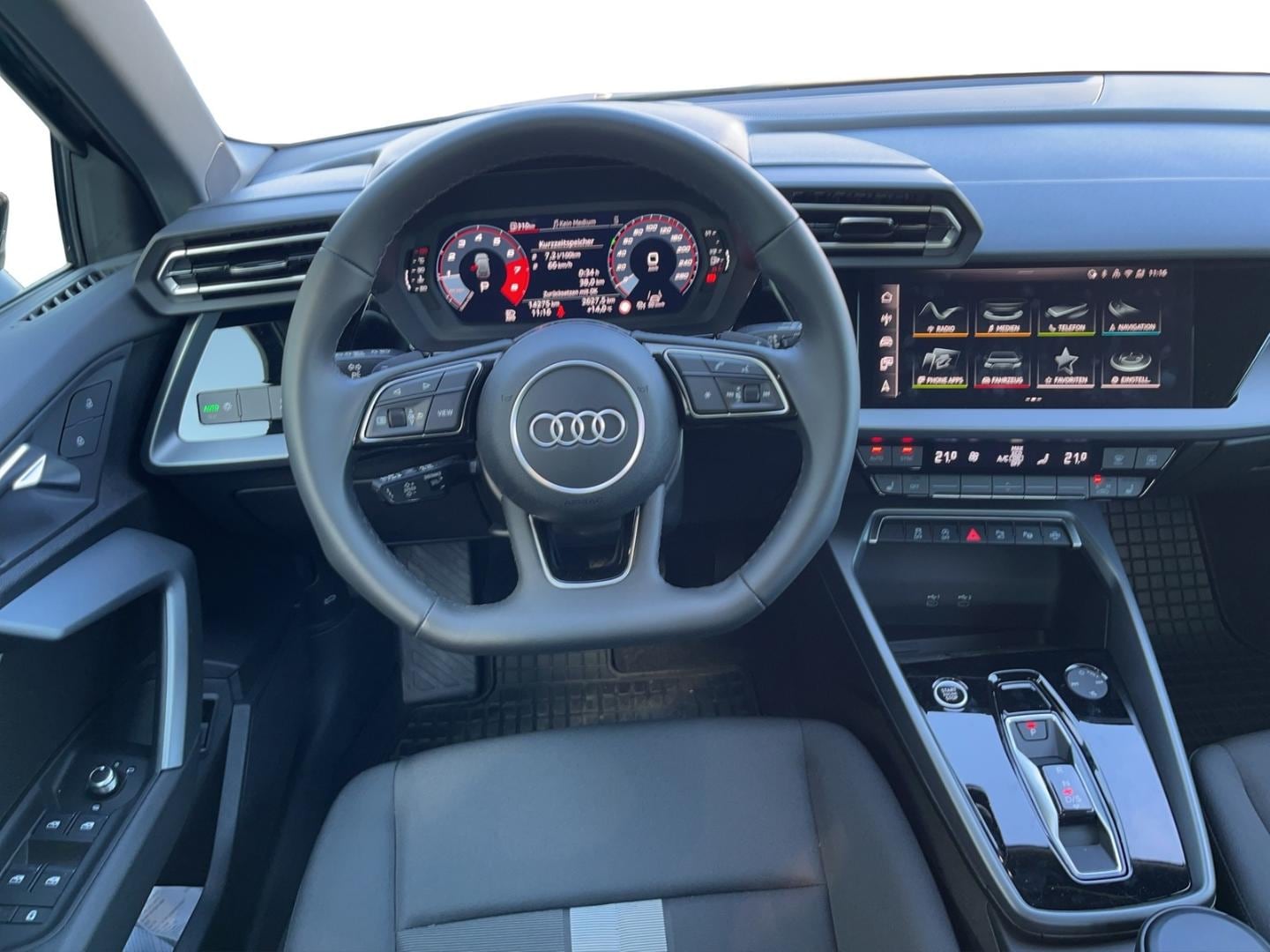 Bild über Audi A3 Sportback TFSI 85 kW S tronic - für weitere Informationen kontaktieren Sie den Audi Partner