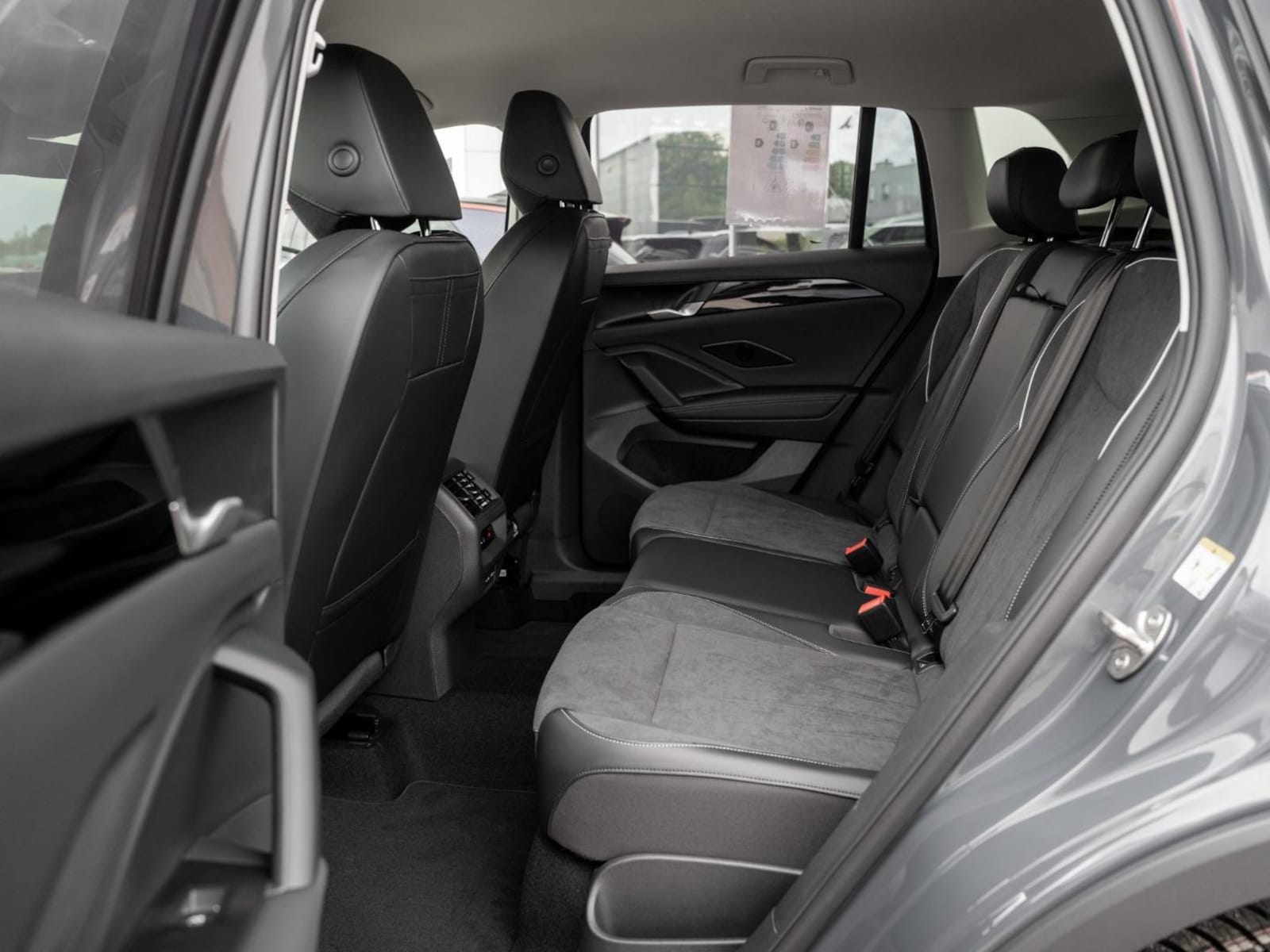 Volkswagen Tiguan – Bild 9