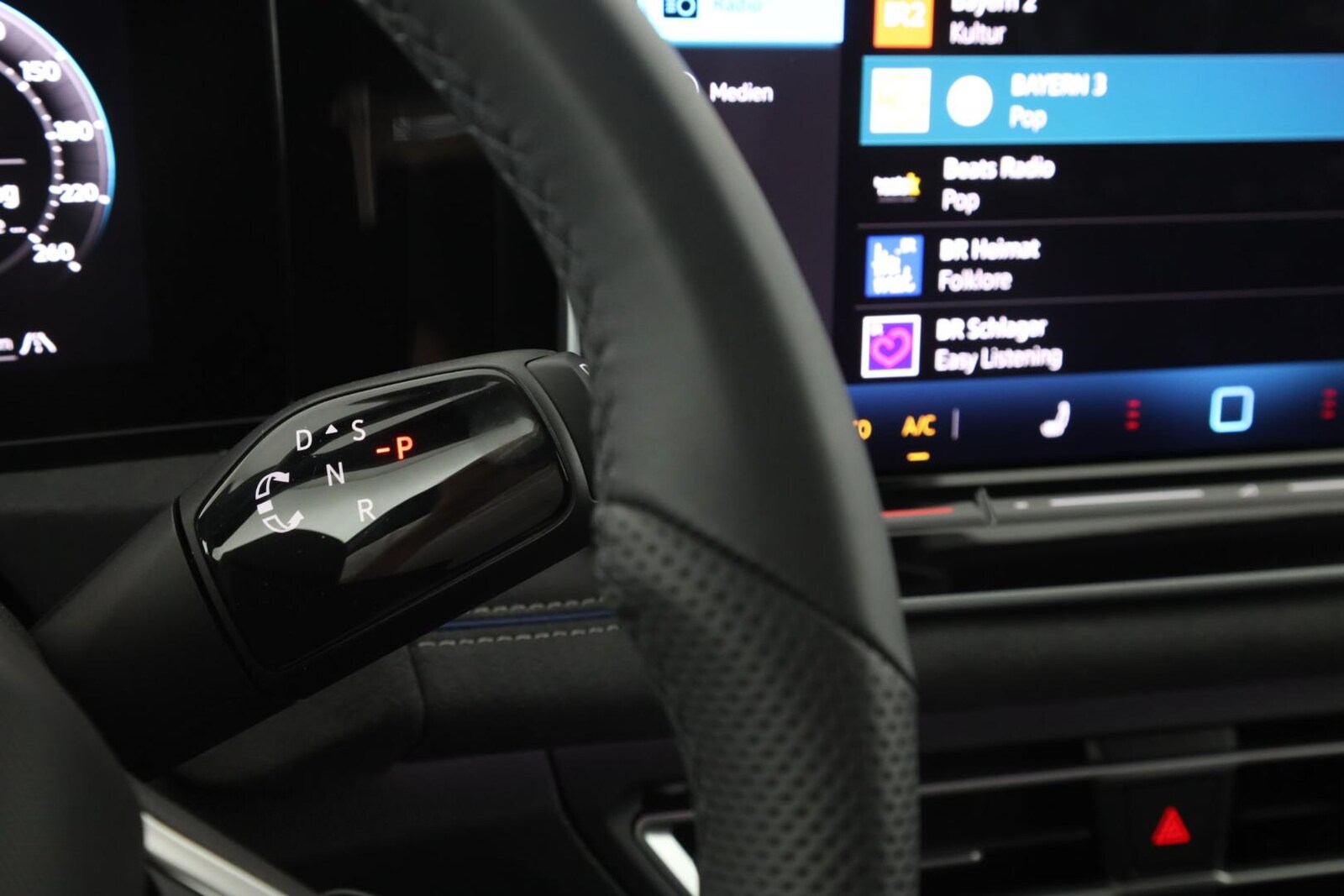 Volkswagen Tiguan – Bild 16