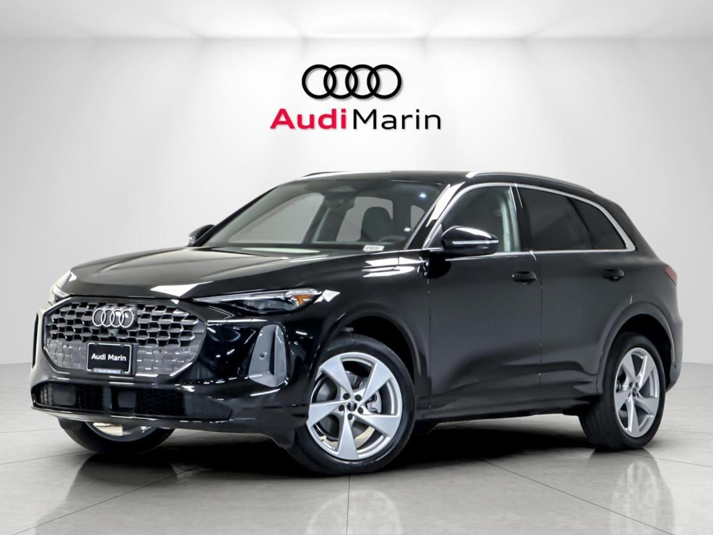2025 Audi Q5 40 Premium Plus's photo