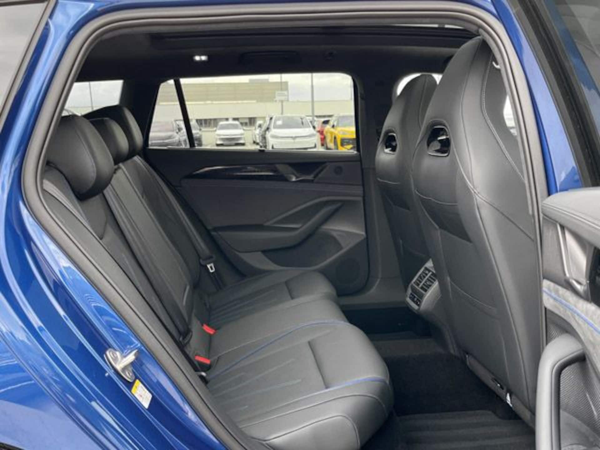 Volkswagen Passat R-Line