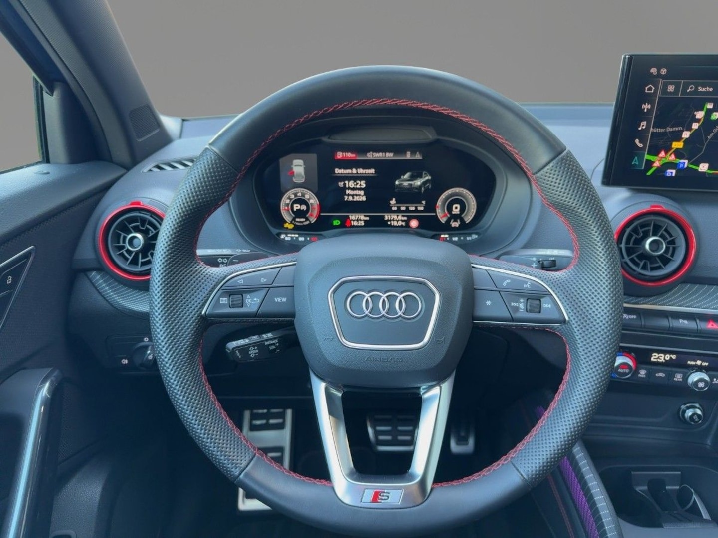 Bild über Audi Q2 S line 35 TFSI S tronic - für weitere Informationen kontaktieren Sie den Audi Partner