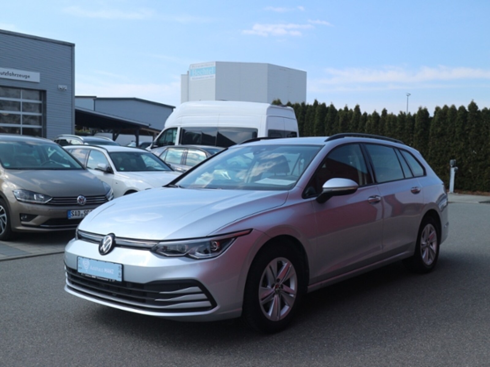 Volkswagen Golf Variant – Bild 2
