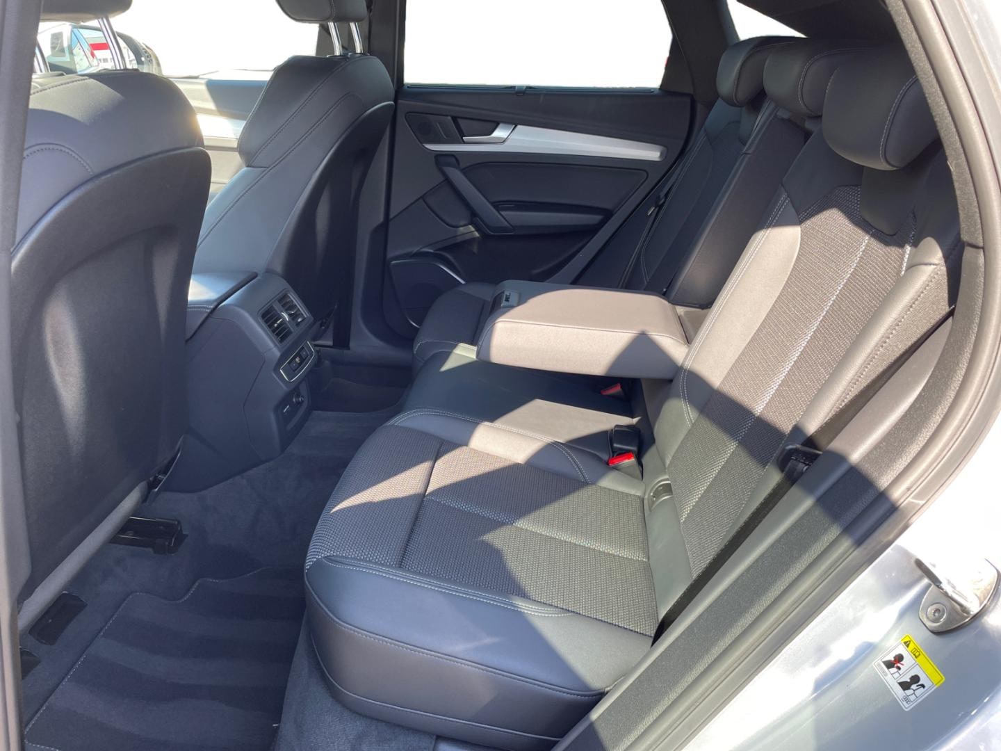 Bild über Audi Q5 Sportback 45 TFSI quattro S tronic - für weitere Informationen kontaktieren Sie den Audi Partner