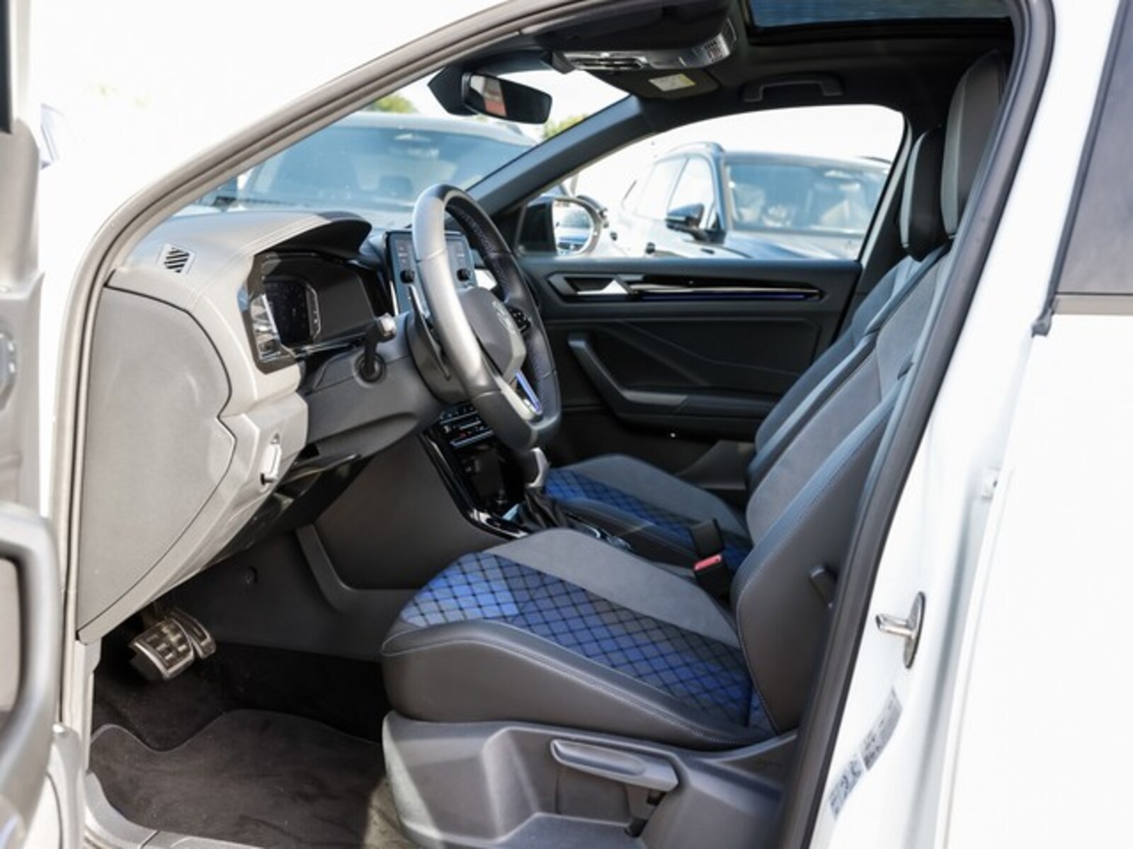 Volkswagen T-Roc – Bild 3