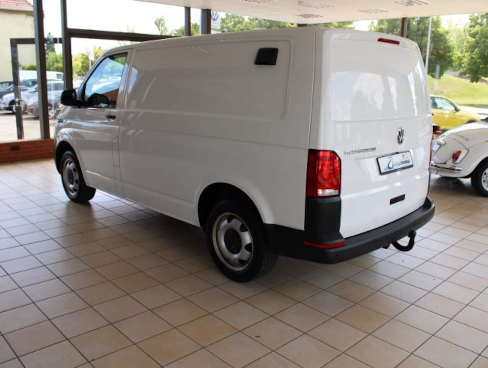 Volkswagen T6.1 Transporter Kasten kurzer Radstand