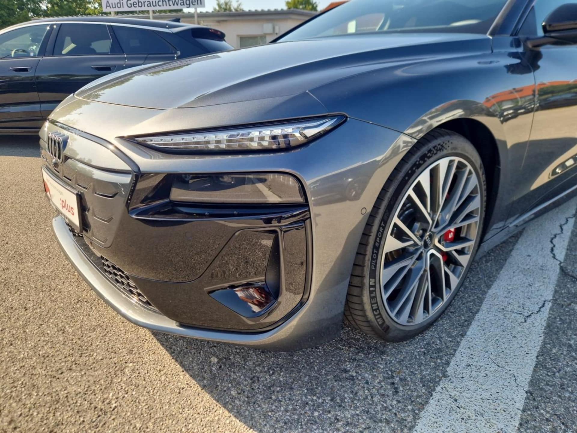 Audi S6 Avant e-tron