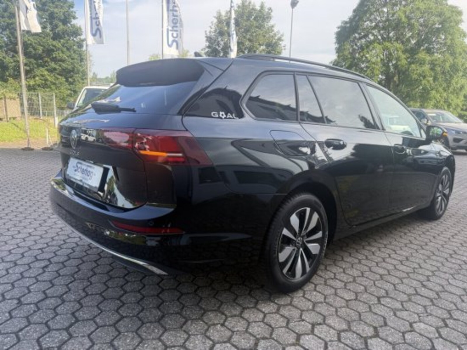 Volkswagen Golf Variant – Bild 6