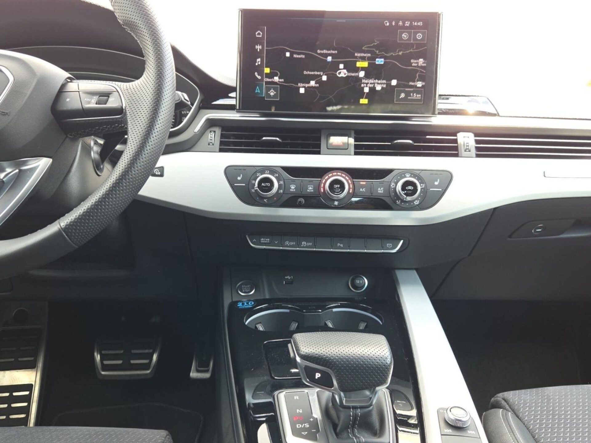 Audi A4 Avant S line