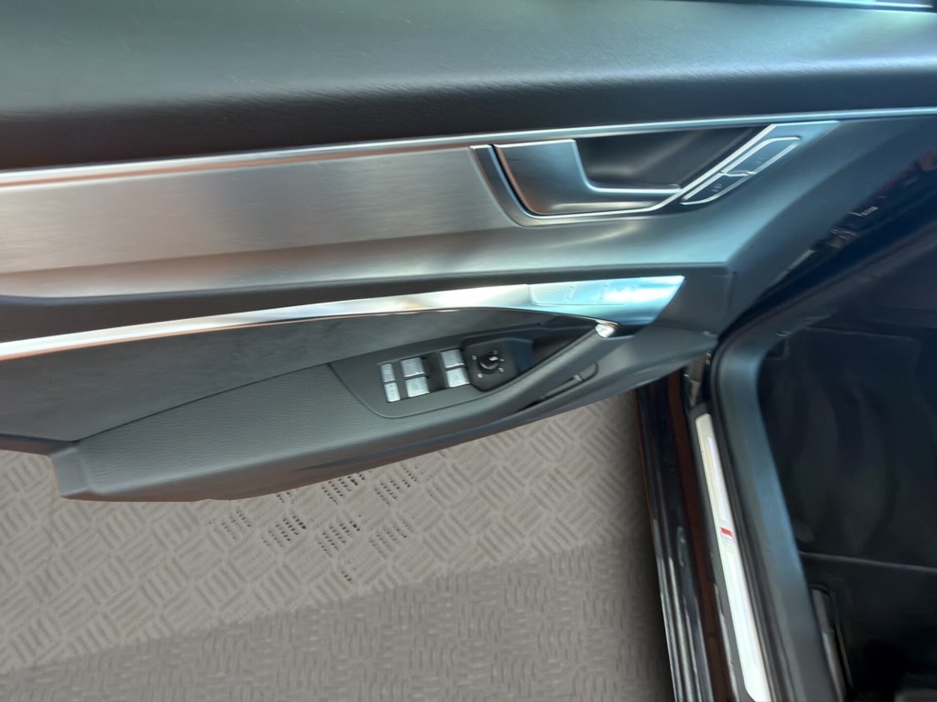 Audi S6 Avant