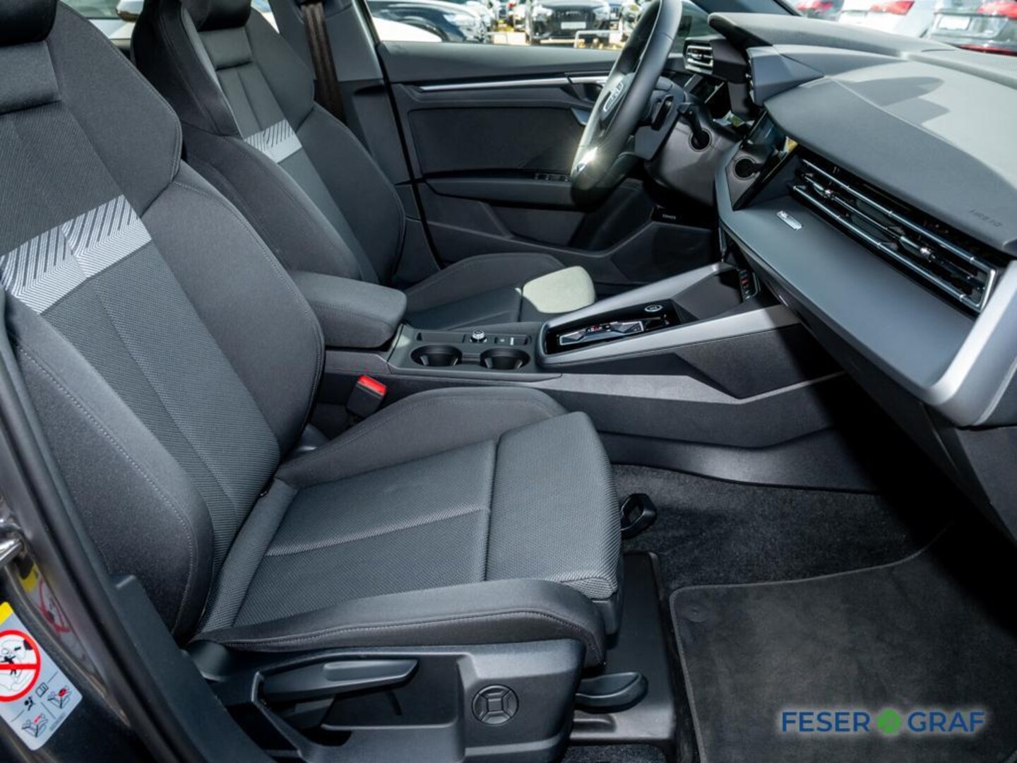 Bild über Audi A3 Sportback S line 35 TFSI S tronic - für weitere Informationen kontaktieren Sie den Audi Partner