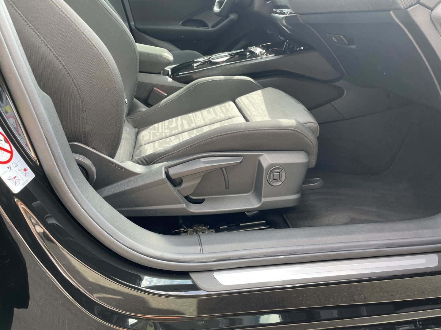 Bild über Audi A5 Avant TFSI S tronic - für weitere Informationen kontaktieren Sie den Audi Partner