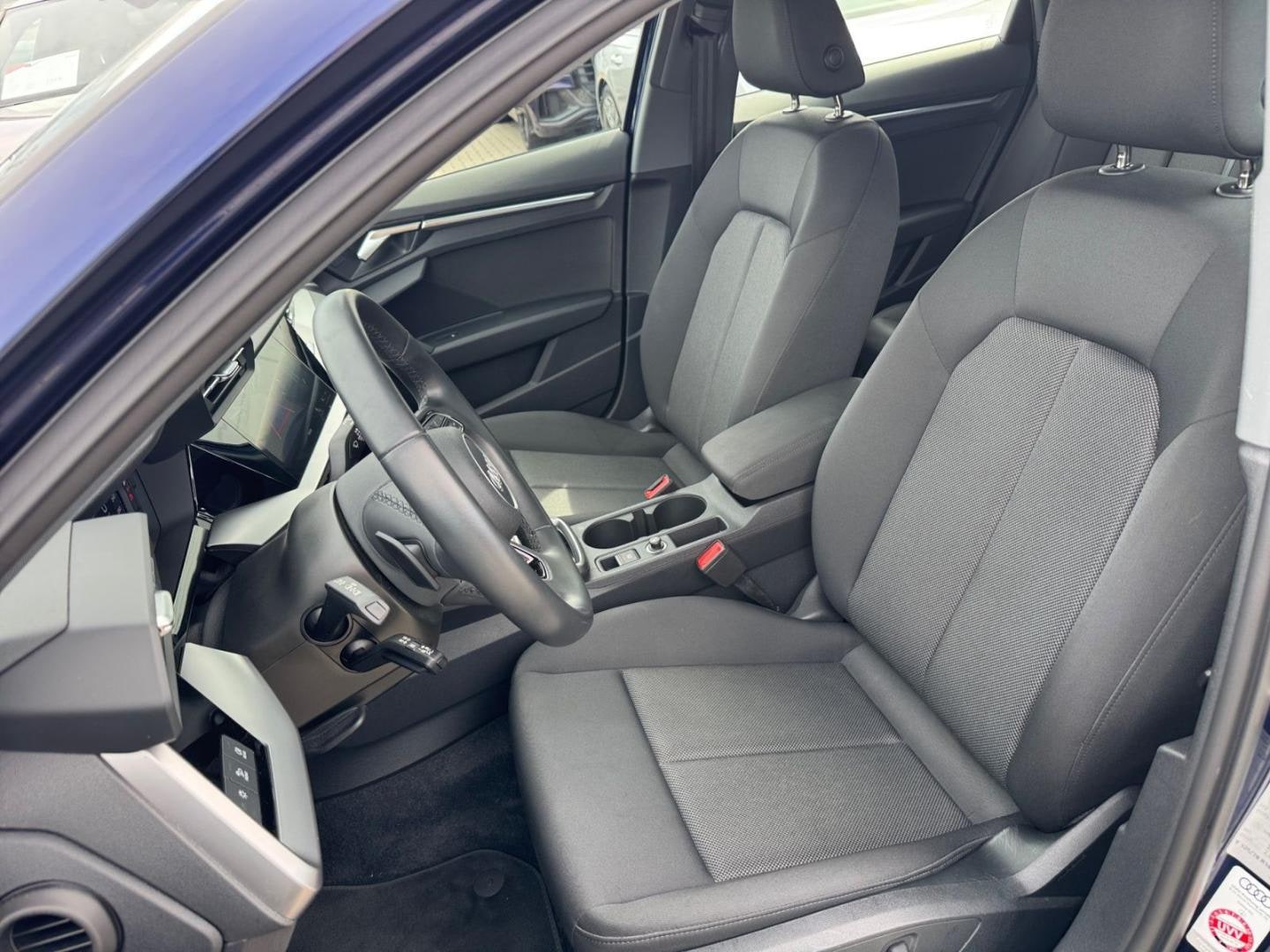 Bild über Audi A3 Sportback 35 TFSI S tronic - für weitere Informationen kontaktieren Sie den Audi Partner