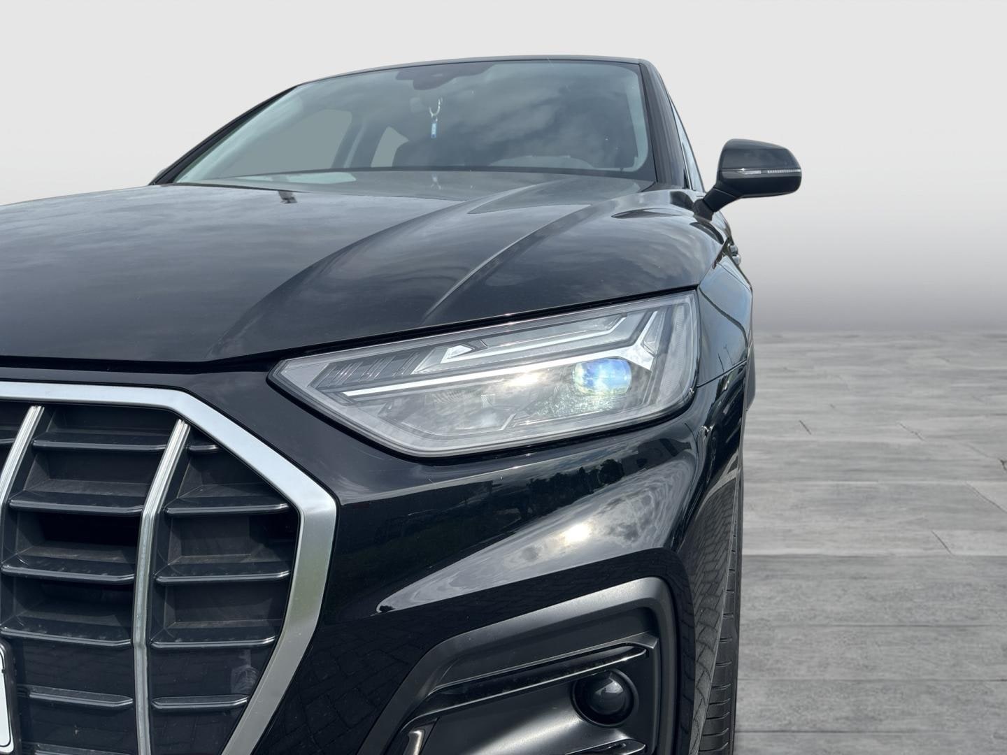 Bild über Audi Q5 Sportback 40 TFSI quattro S tronic - für weitere Informationen kontaktieren Sie den Audi Partner