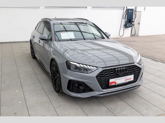 Image about Audi RS 4 Avant TFSI quattro tiptronic