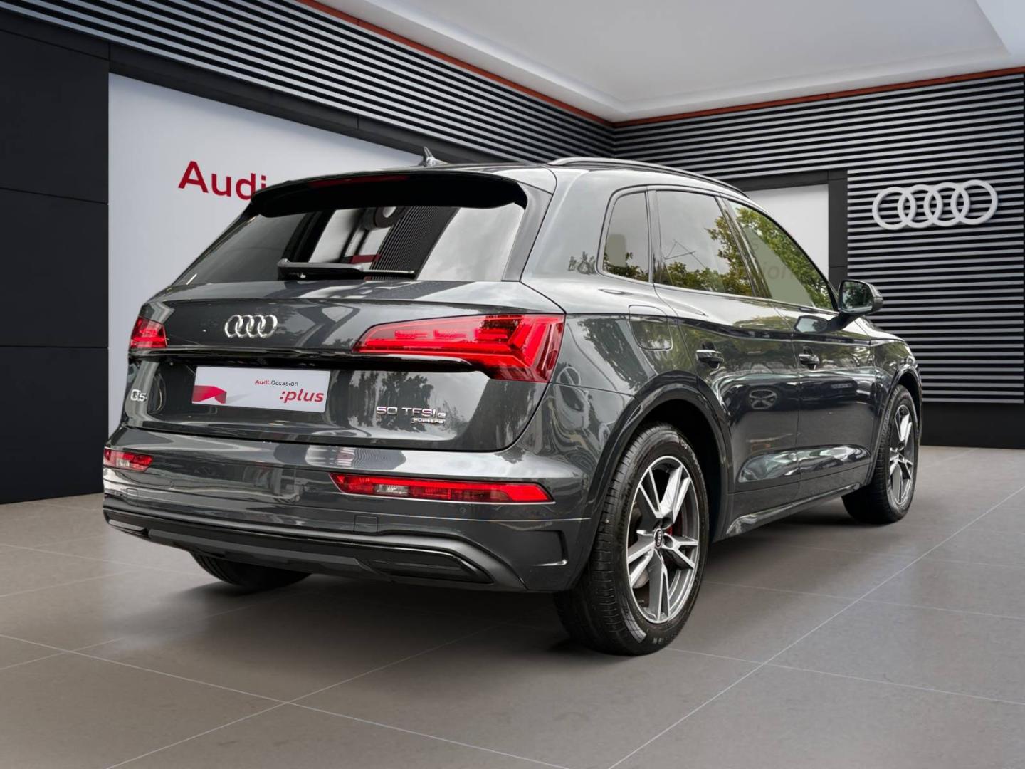 Image about Audi Q5 TFSI e Design 50 TFSI e quattro 220 kW (299 ch) S tronic