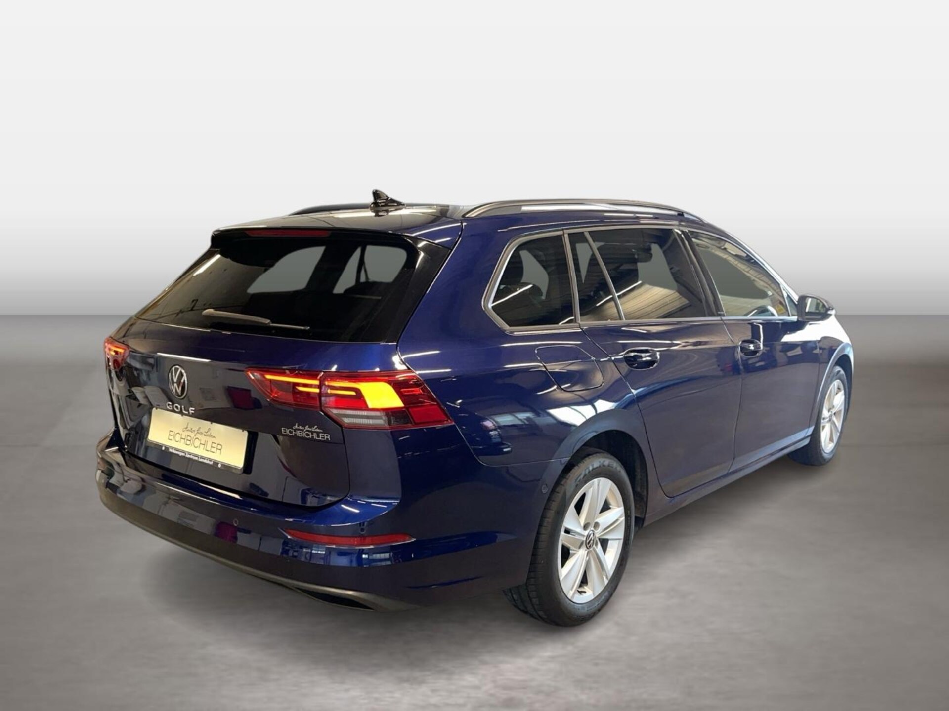 Volkswagen Golf Variant Life