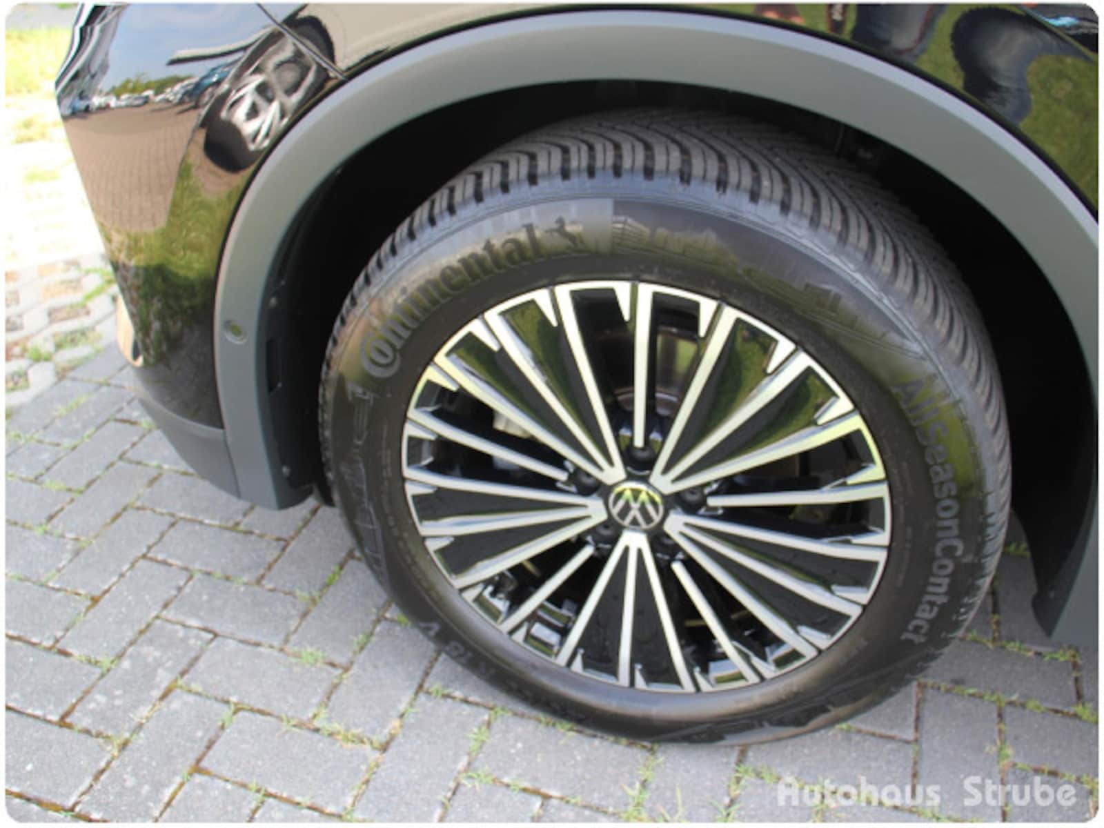 Volkswagen Tiguan – Bild 12