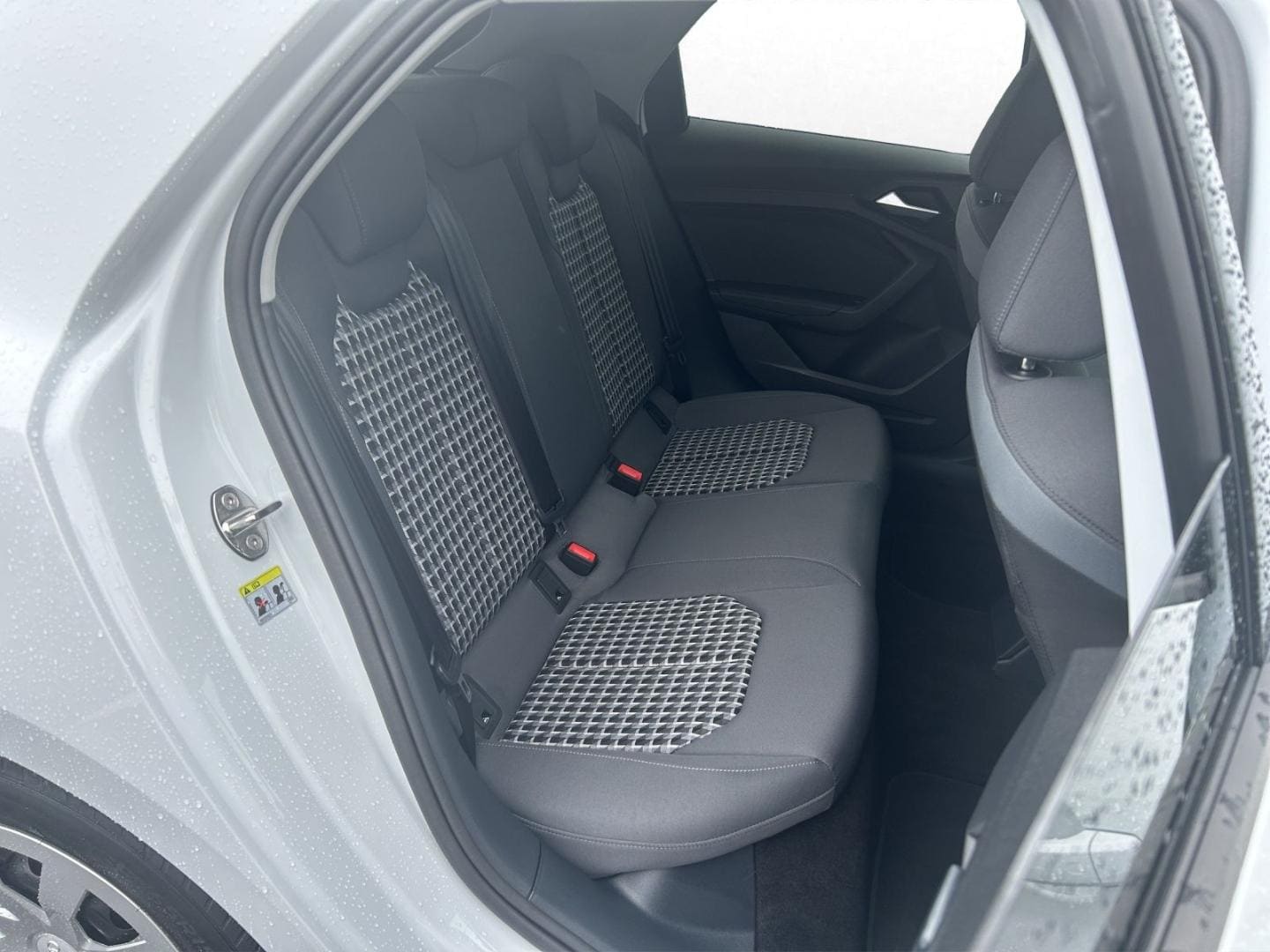 Bild über Audi A1 Sportback advanced 30 TFSI Schaltgetriebe - für weitere Informationen kontaktieren Sie den Audi Partner