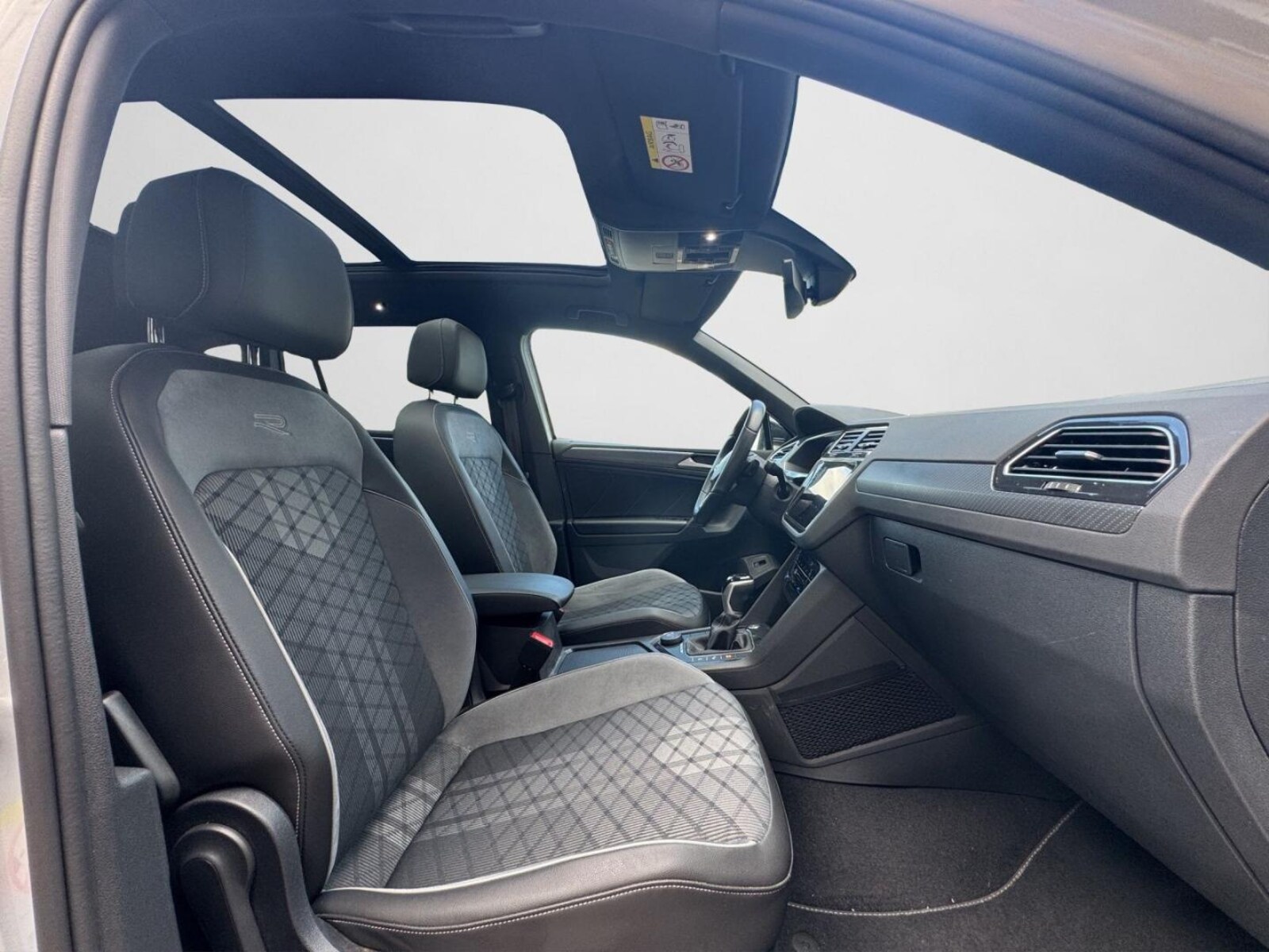 Volkswagen Tiguan – Bild 4
