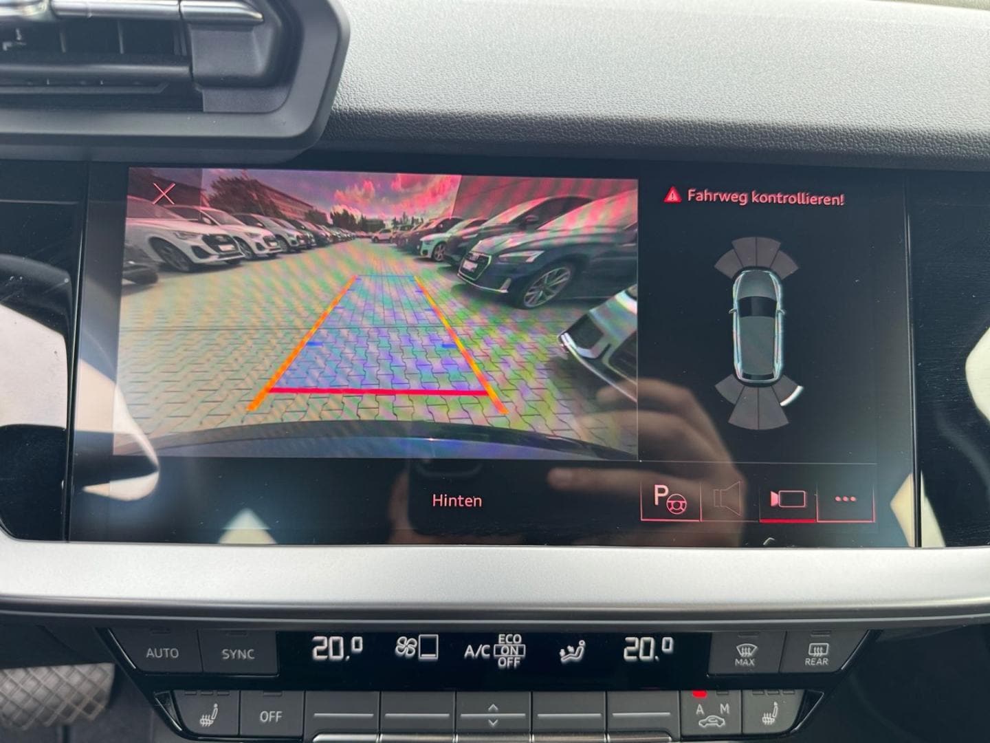 Bild über Audi A3 Sportback 35 TFSI S tronic - für weitere Informationen kontaktieren Sie den Audi Partner