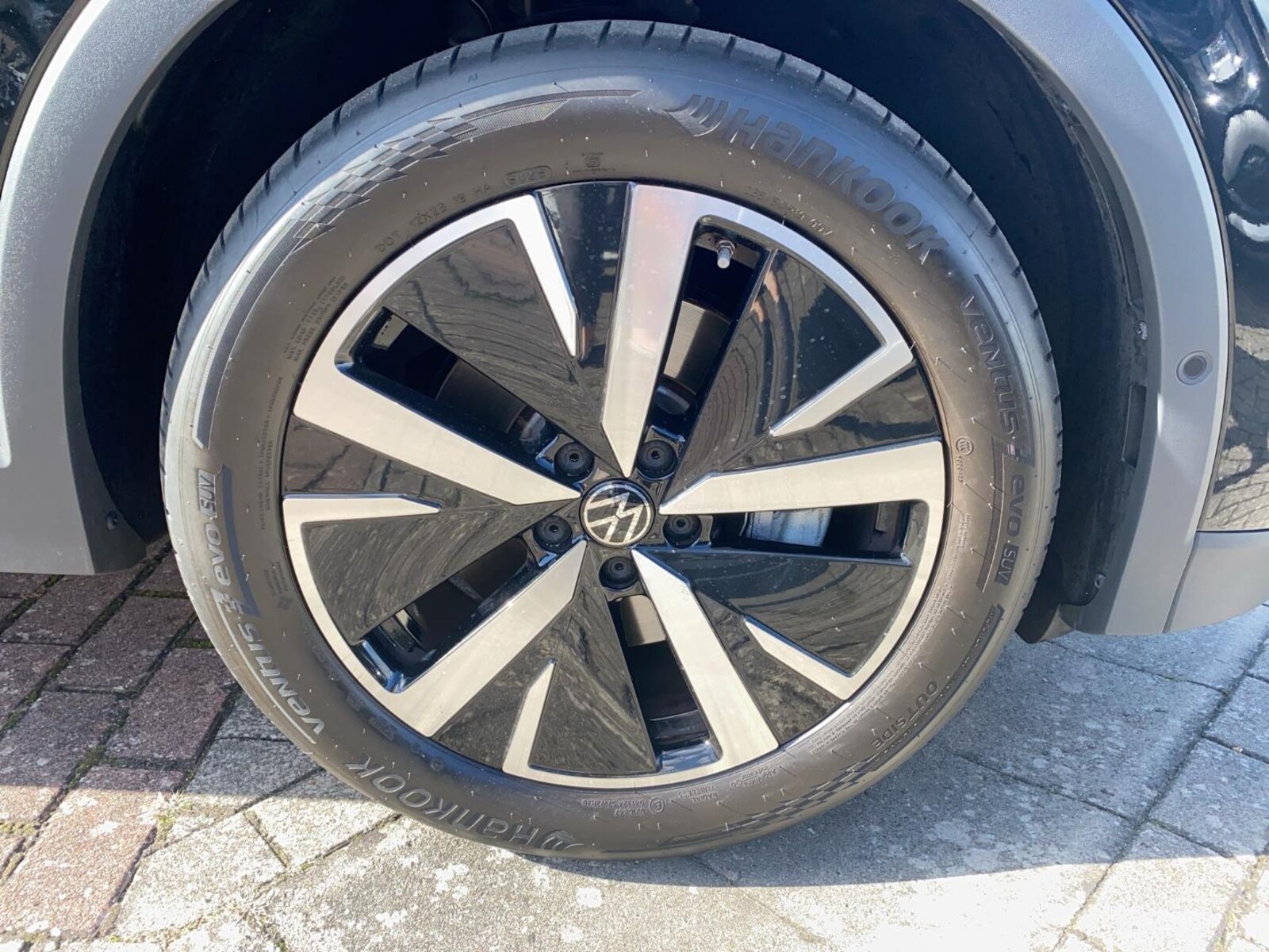 Volkswagen Tiguan – Bild 6