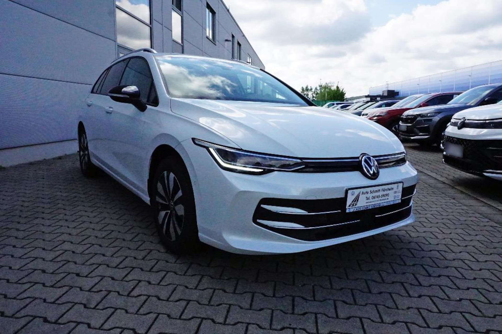 Volkswagen Golf Variant Life