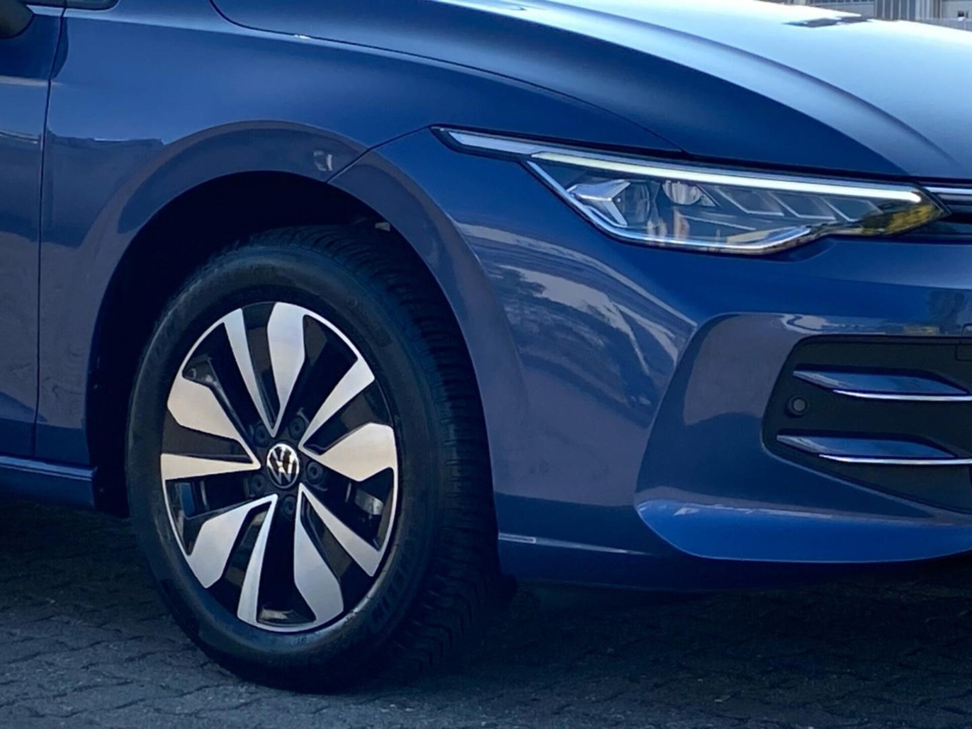 Volkswagen Golf Life