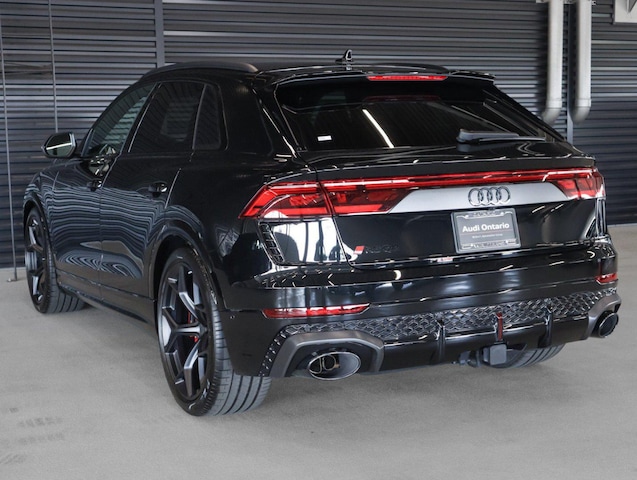 2026 Audi RS Q8 SUV performance