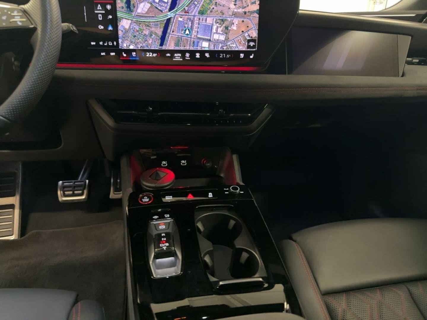 Bild über Audi S6 Avant e-tron e-tron quattro - für weitere Informationen kontaktieren Sie den Audi Partner