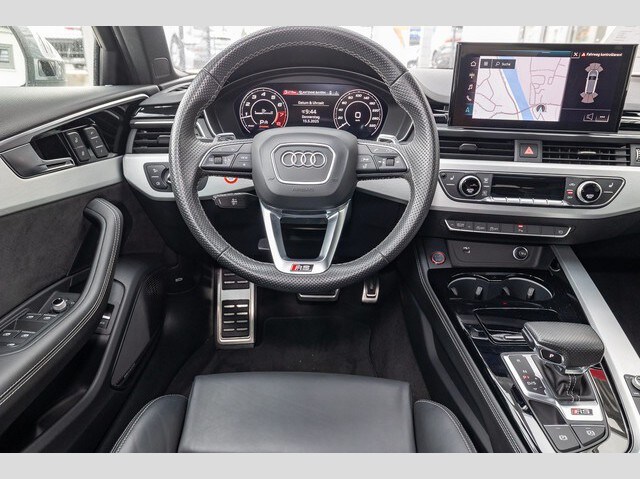 Image about Audi RS 4 Avant TFSI quattro tiptronic