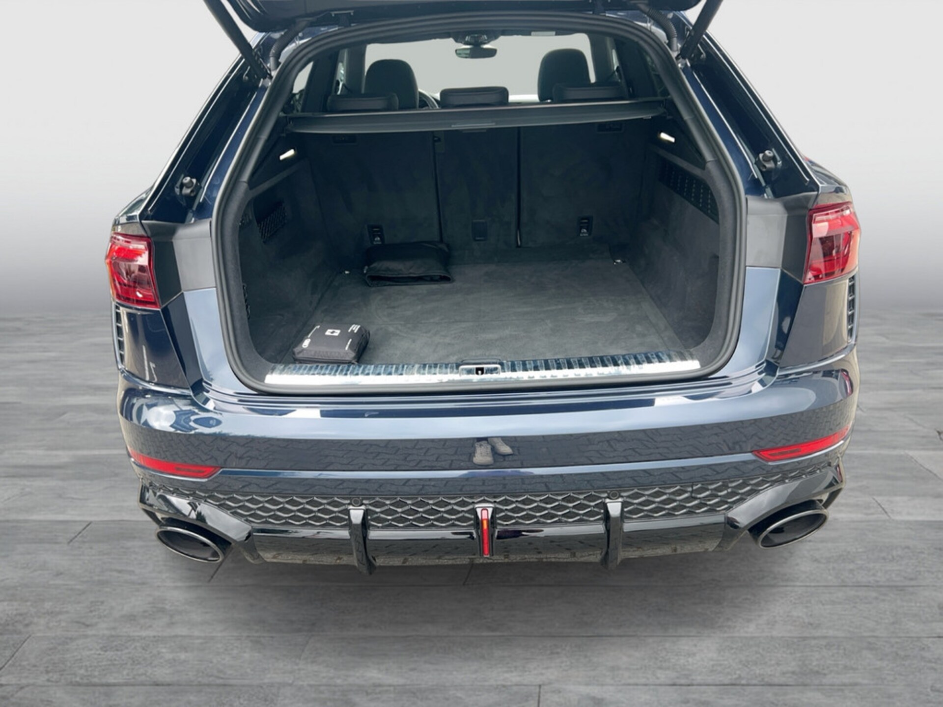 Audi RS Q8 SUV performance