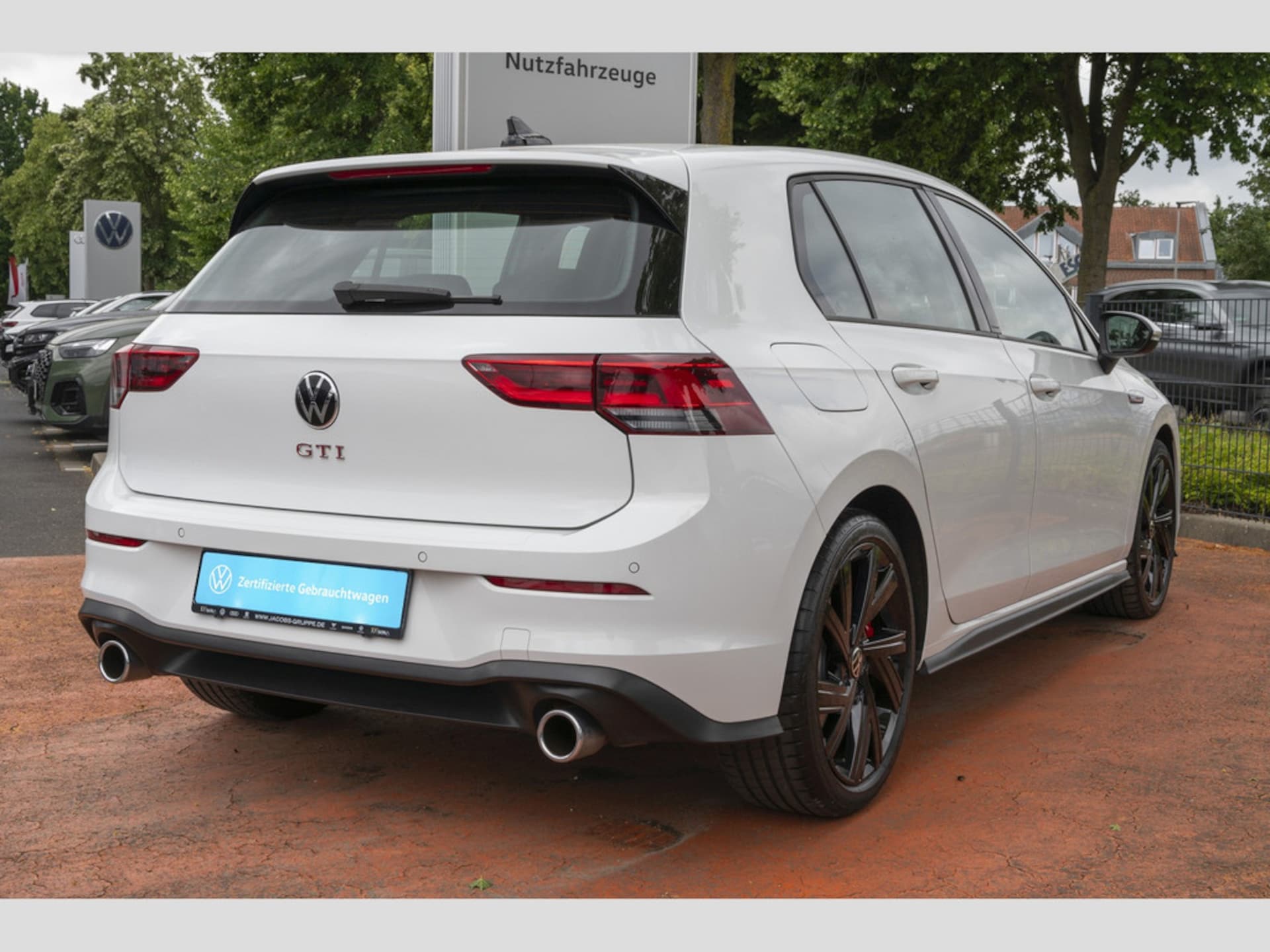 Volkswagen Golf GTI