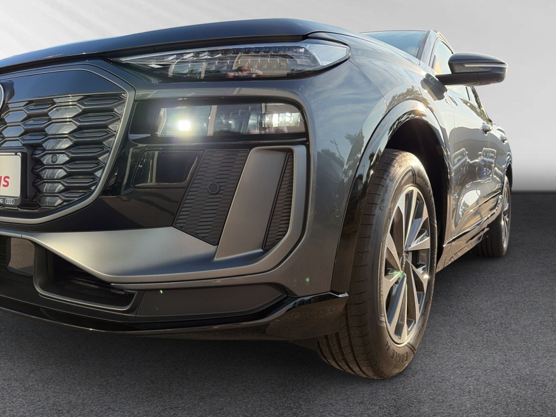 Audi Q6 SUV e-tron