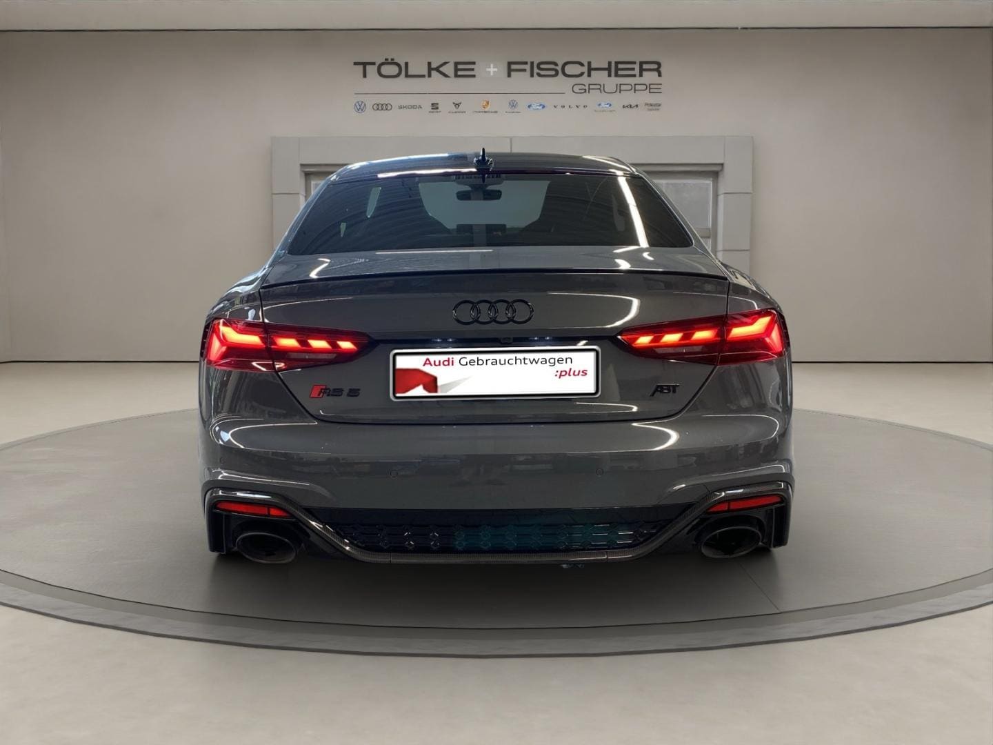Bild über Audi RS 5 Coupé TFSI quattro tiptronic - für weitere Informationen kontaktieren Sie den Audi Partner