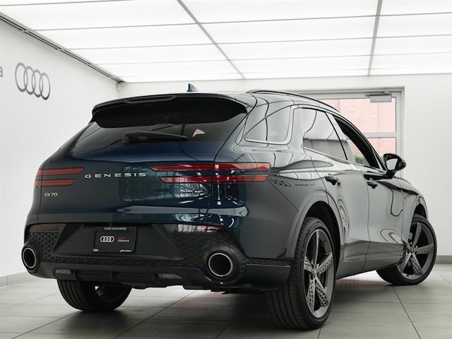 2023 Genesis GV70
