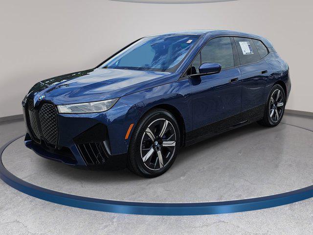 2023 BMW iX xDrive50's photo