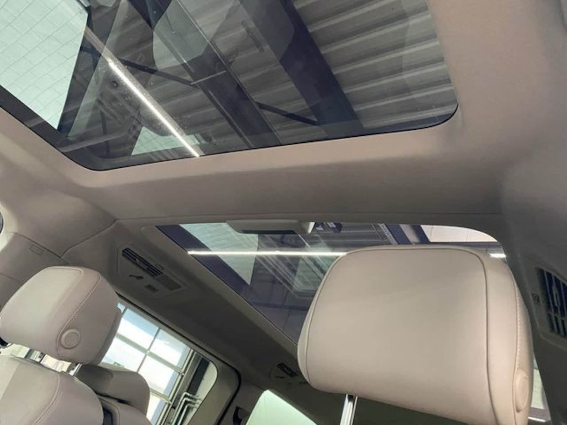 Volkswagen Multivan Langversion Style