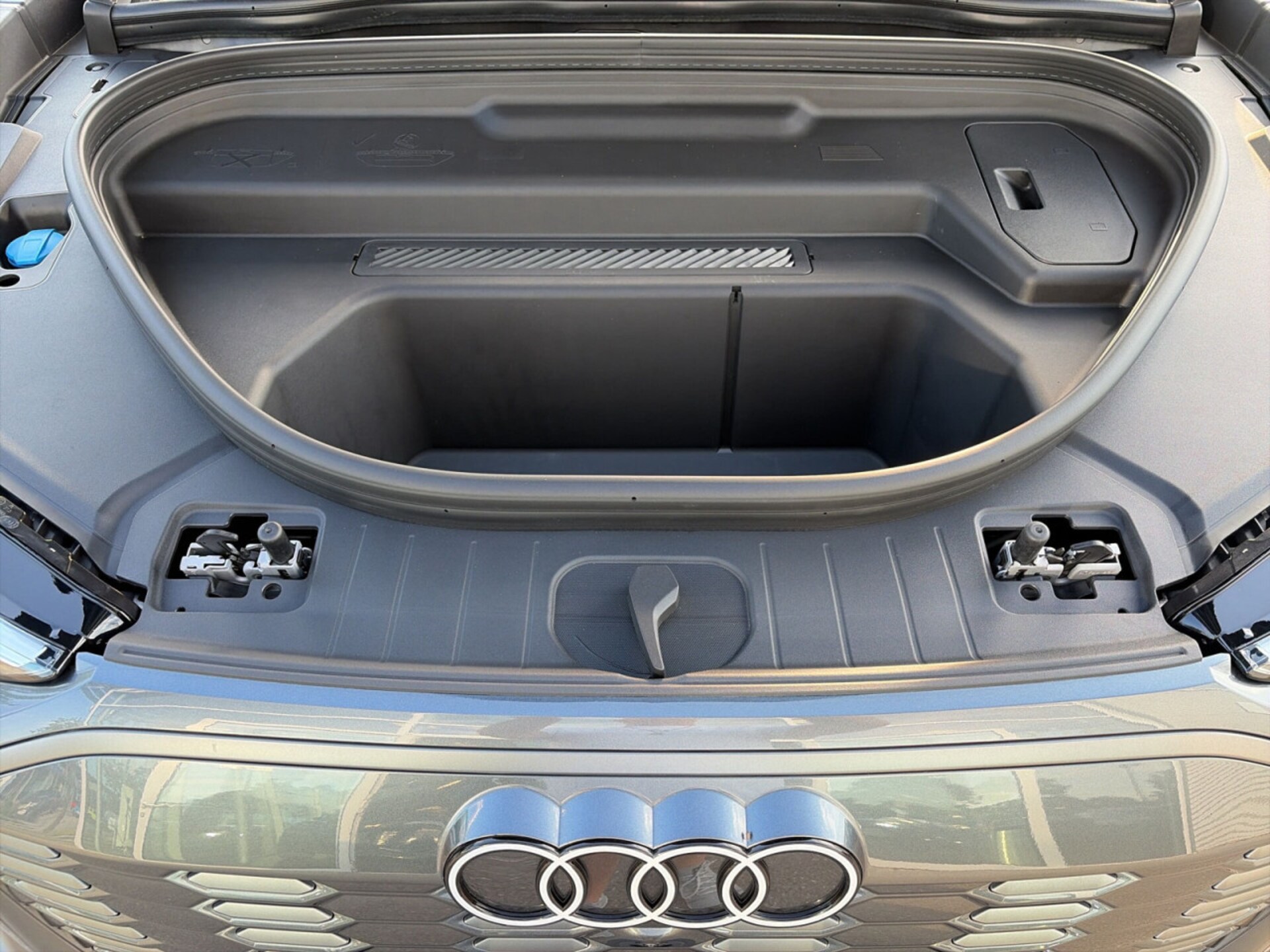 Audi Q6 SUV e-tron