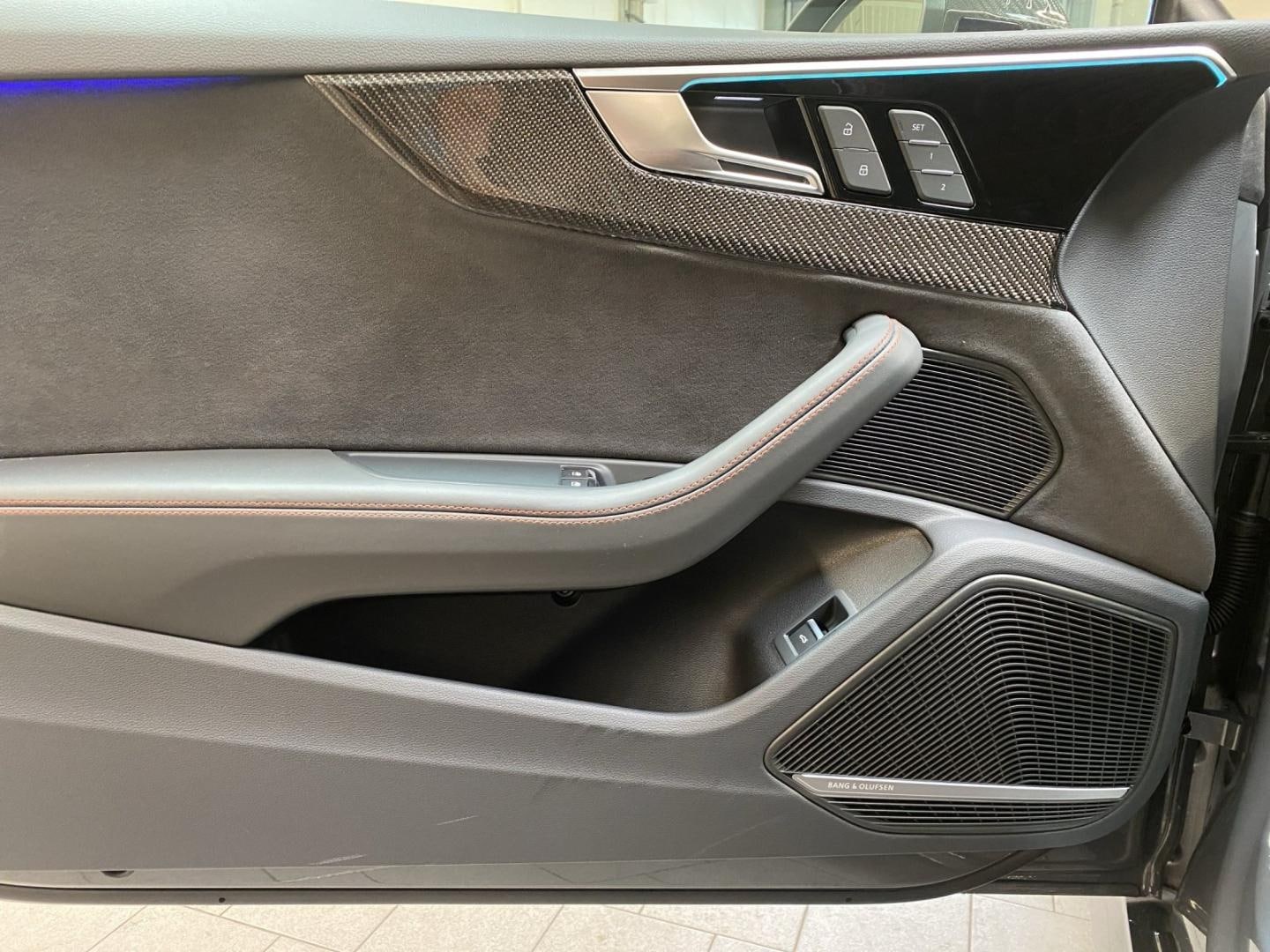 Bild über Audi RS 5 Coupé TFSI quattro tiptronic - für weitere Informationen kontaktieren Sie den Audi Partner