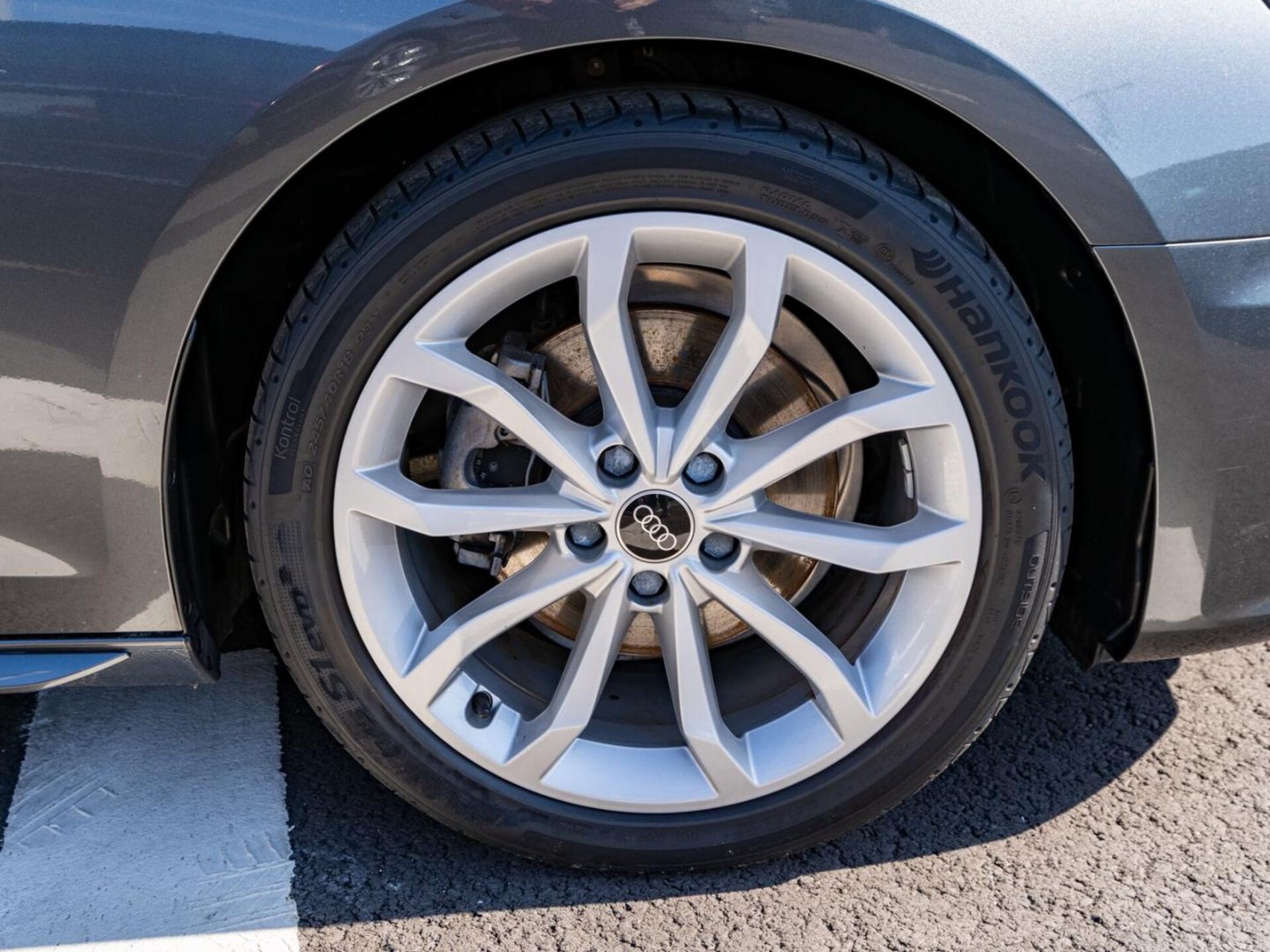 Audi A4 Avant S line