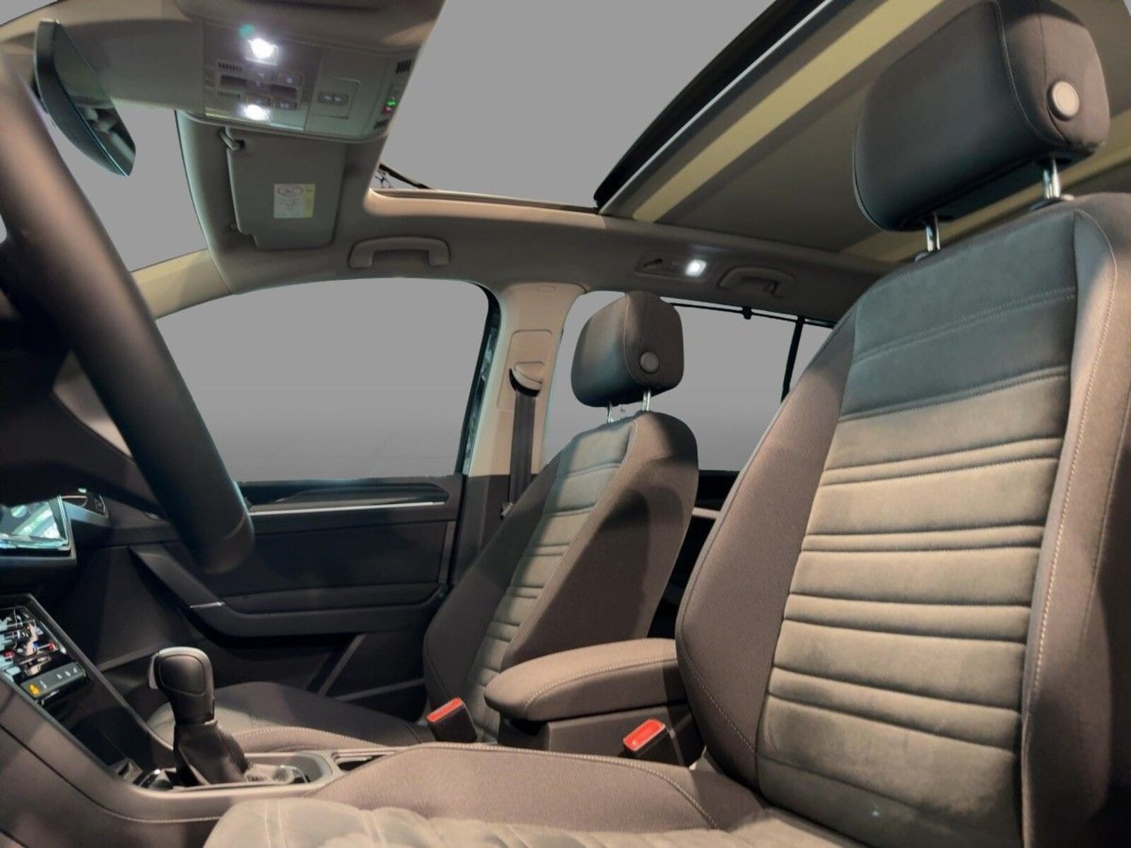 Volkswagen Touran – Bild 13