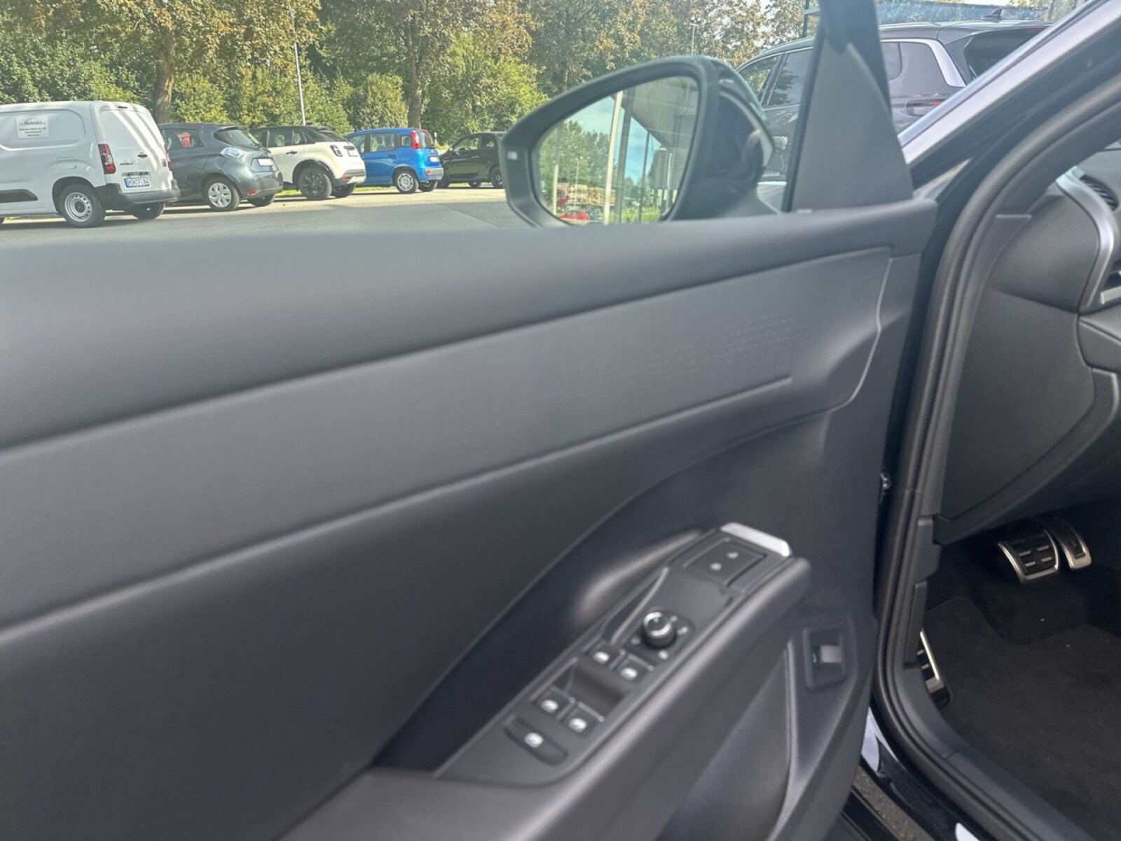 Volkswagen T-Roc – Bild 9