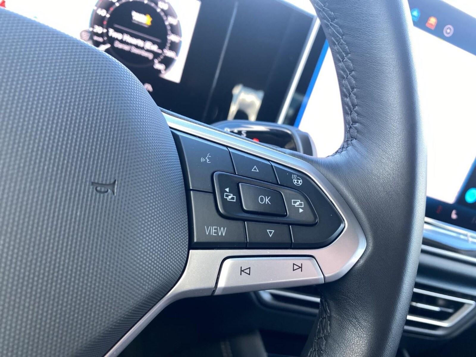 Volkswagen Tiguan – Bild 17