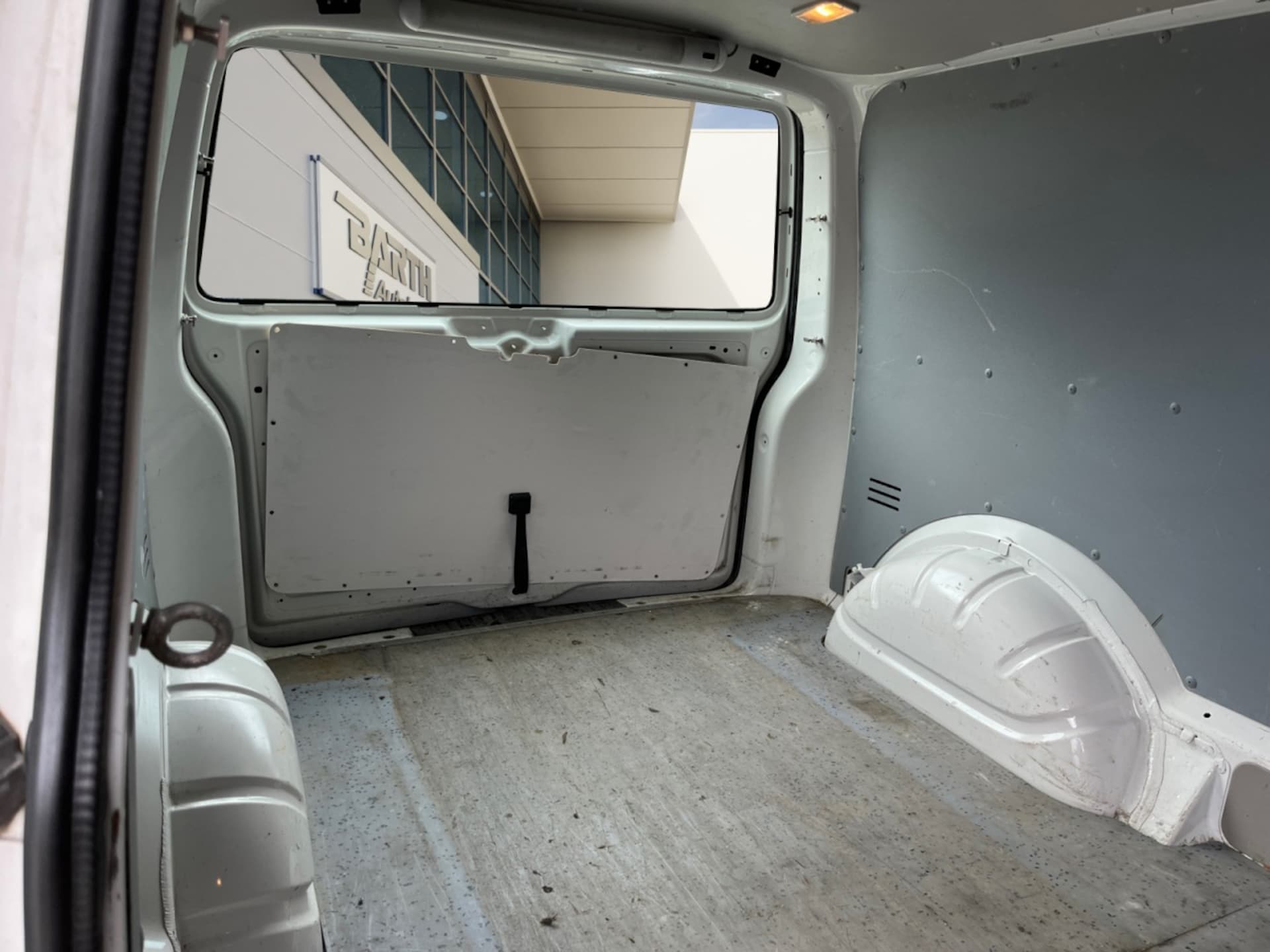 Volkswagen T6 Transporter Kasten langer Radstand