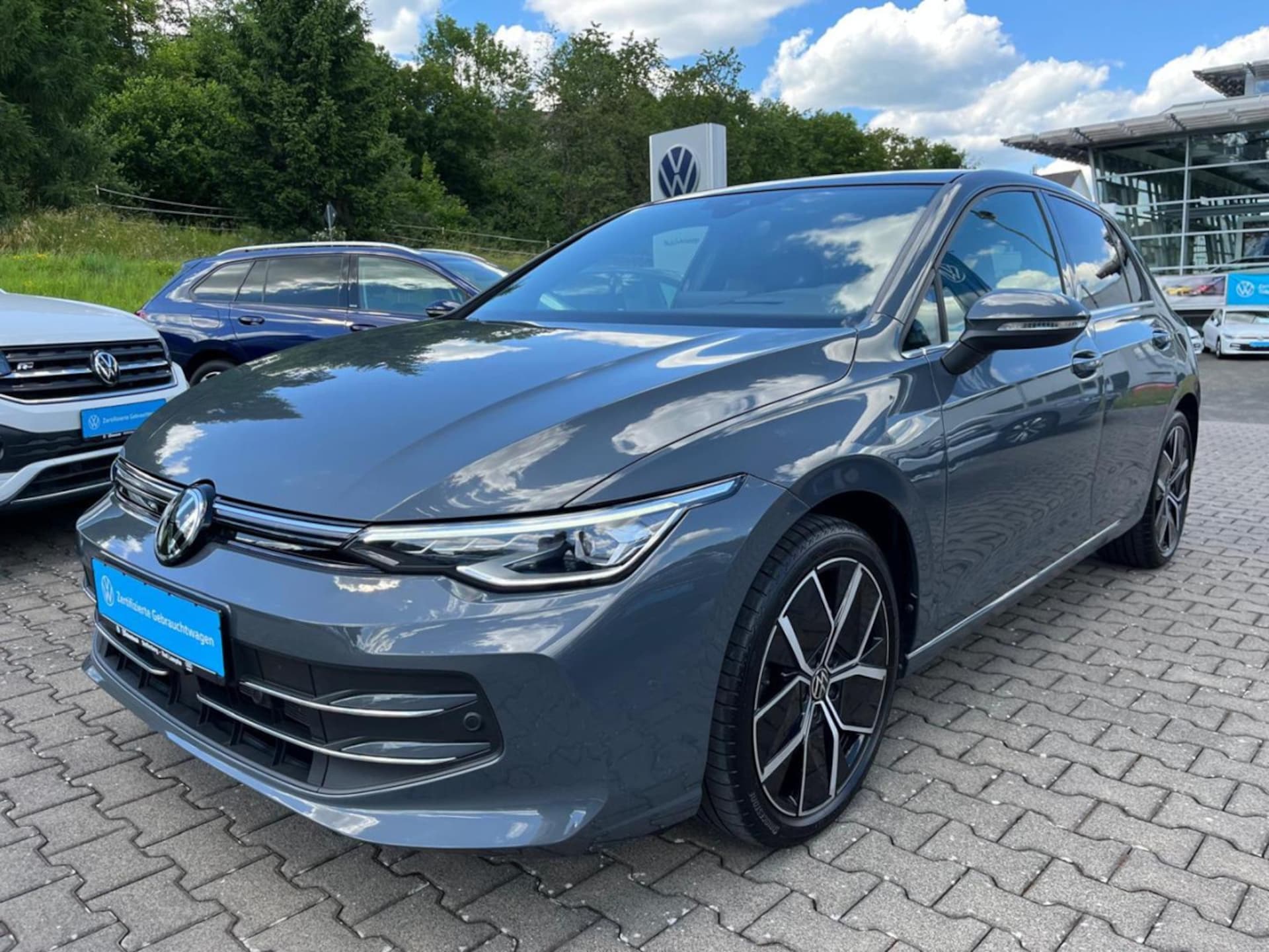 Volkswagen Golf Style