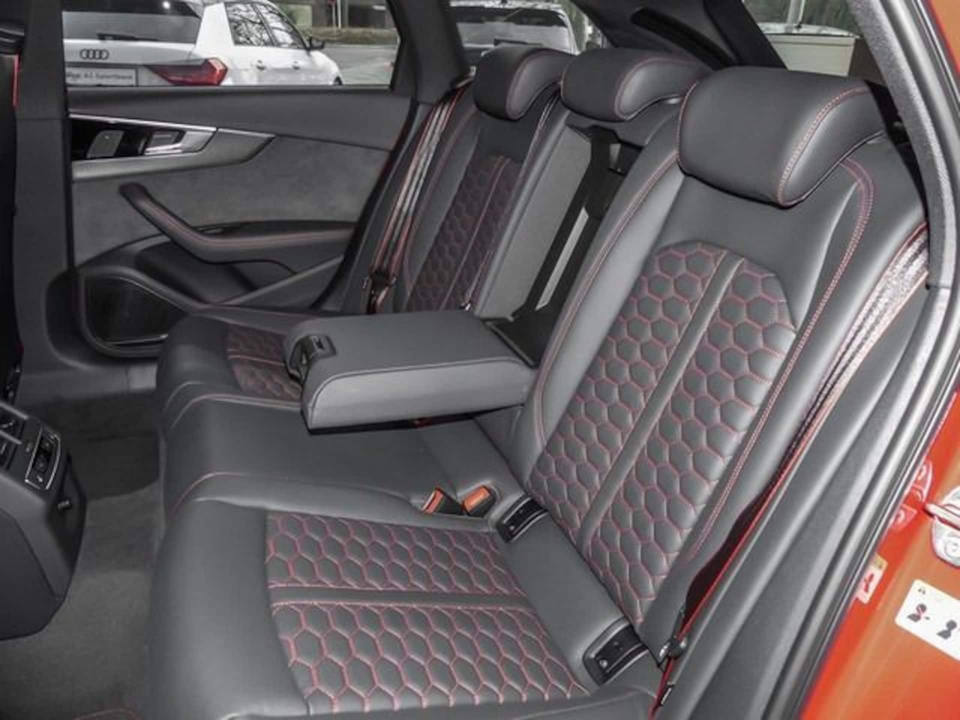 Audi RS 4 Avant