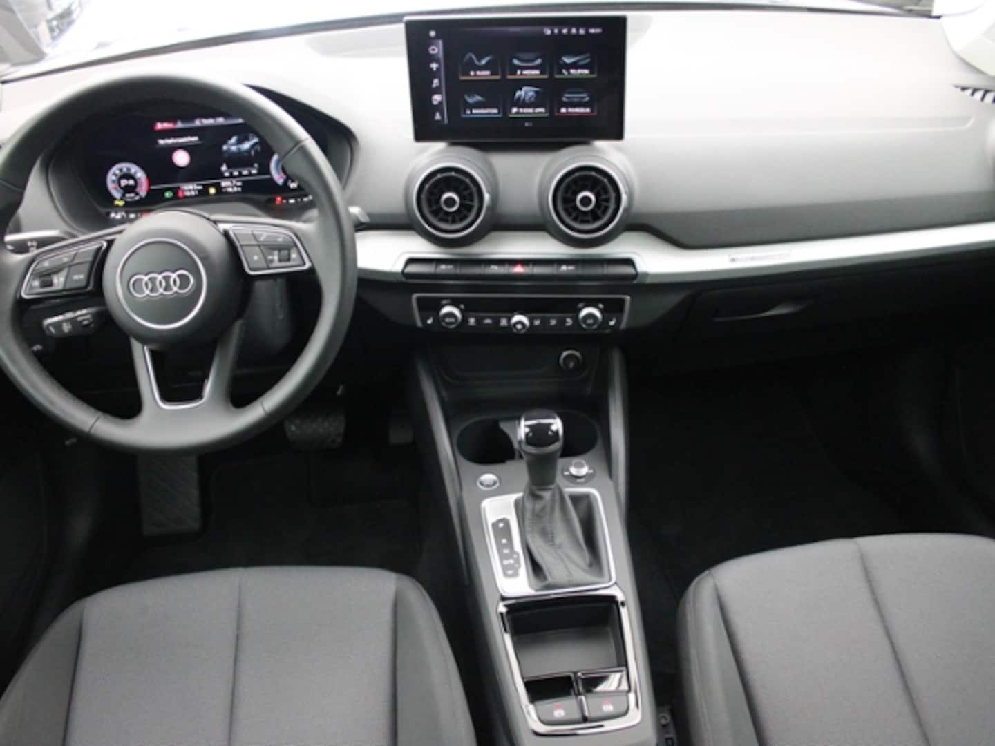 Bild über Audi Q2 advanced 35 TFSI S tronic - für weitere Informationen kontaktieren Sie den Audi Partner